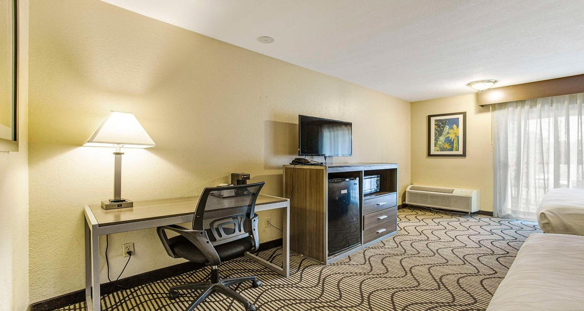 Surestay Plus Hotel By Best Western Sacramento North Extérieur photo