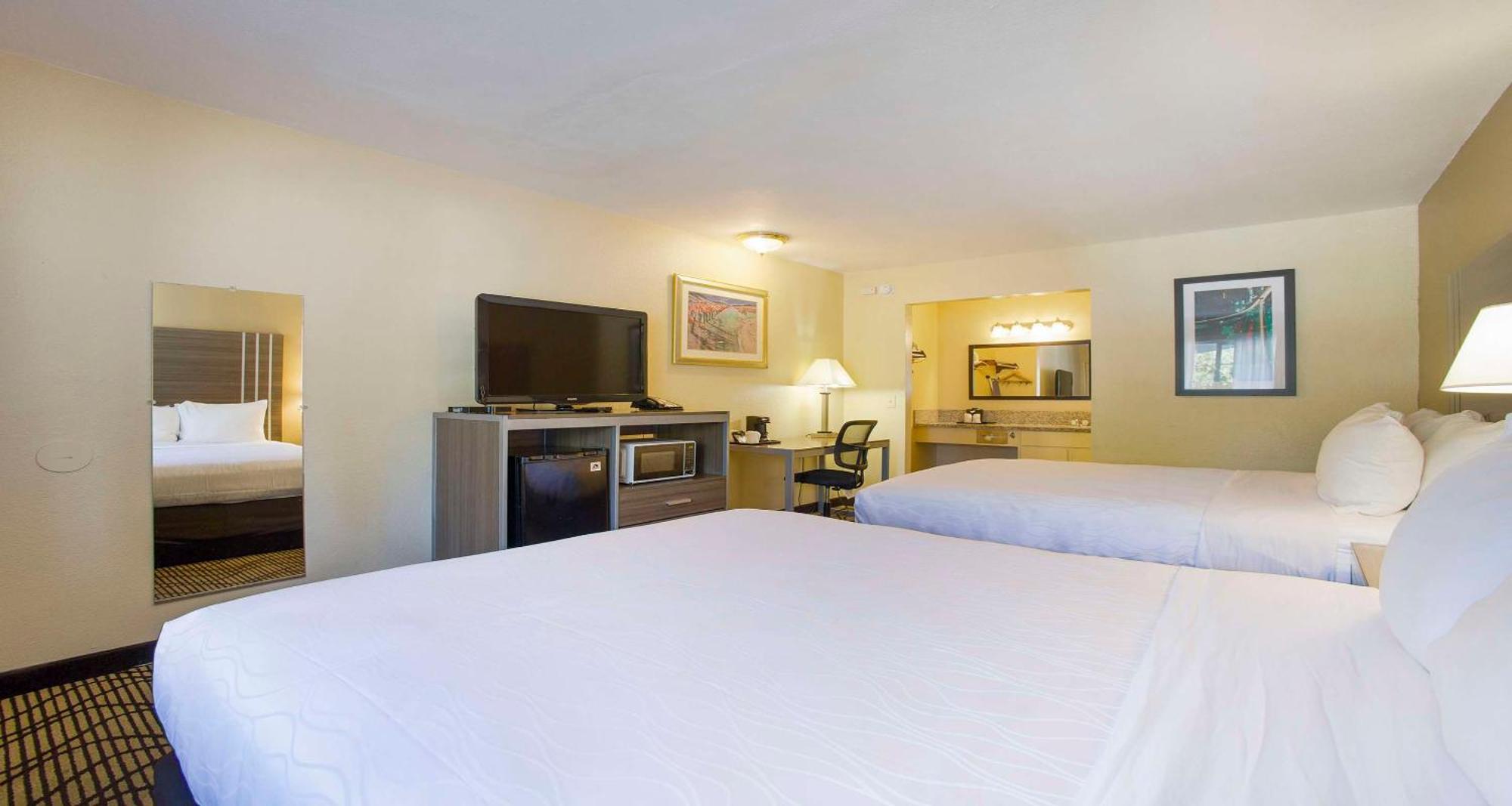 Surestay Plus Hotel By Best Western Sacramento North Extérieur photo
