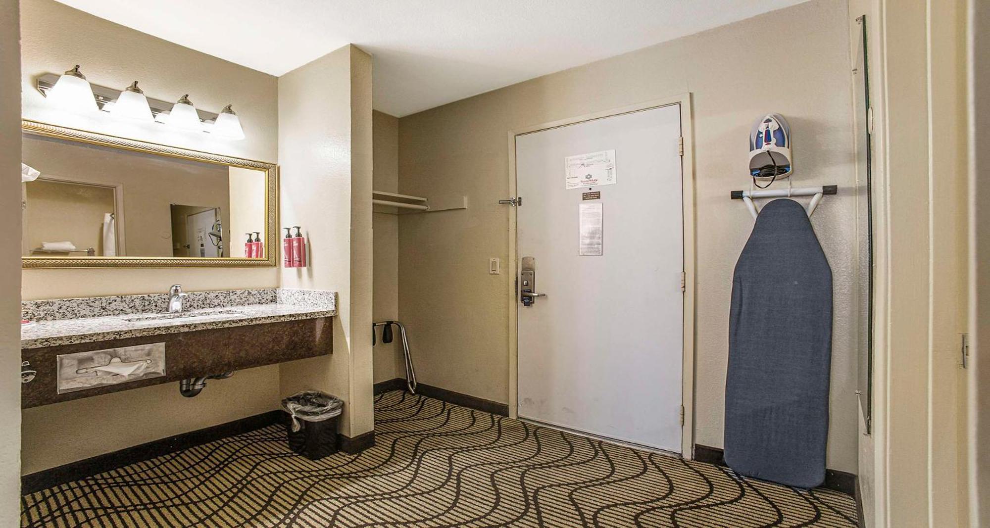 Surestay Plus Hotel By Best Western Sacramento North Extérieur photo