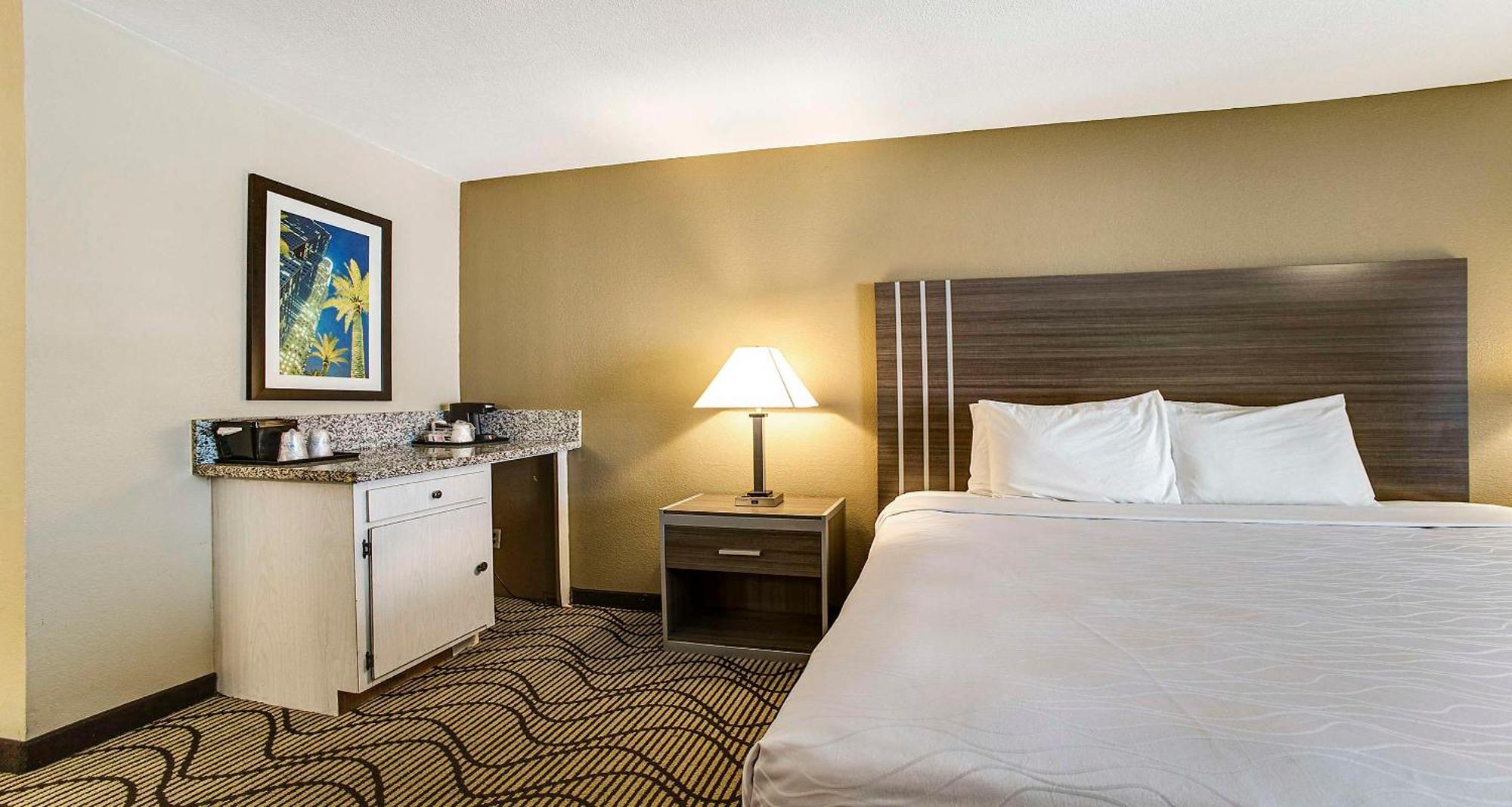 Surestay Plus Hotel By Best Western Sacramento North Extérieur photo